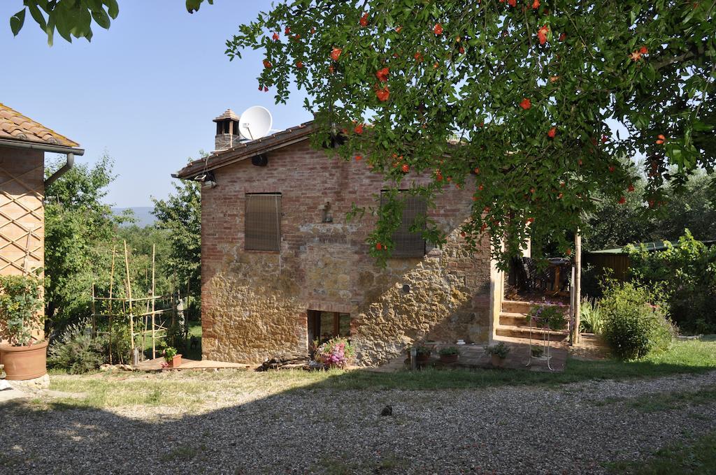 Agriturismo Colombino Siena Exteriör bild